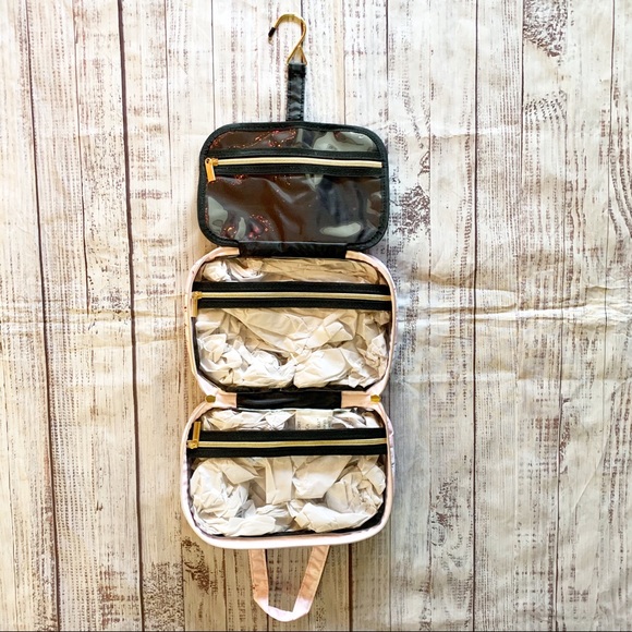 NWT Yumi Kim Wanderlust Makeup Travel Case - Picture 3 of 6